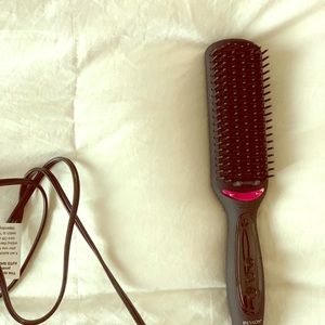 Straightening Brush